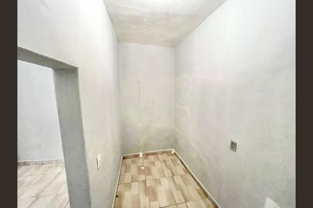 Quarto 2 de casa para alugar com 2 quartos, 120m² em Lauzane Paulista, São Paulo