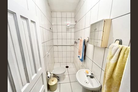 Casa para alugar com 120m², 2 quartos e sem vaga Casa para alugar com 120m², 2 quartos e sem vagaBanheiro