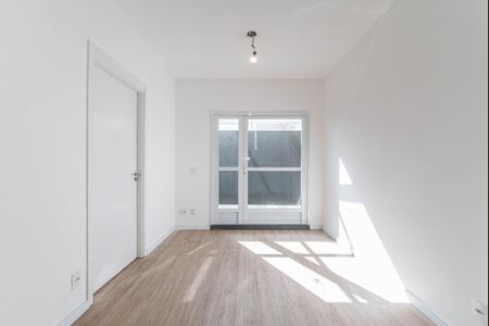 Sala de apartamento para alugar com 2 quartos, 45m² em Santo Amaro, São Paulo