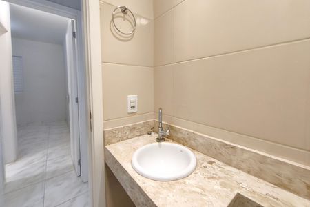 Apartamento à venda com 60m², 2 quartos e 1 vaga Apartamento à venda com 60m², 2 quartos e 1 vagaBanheiro Social
