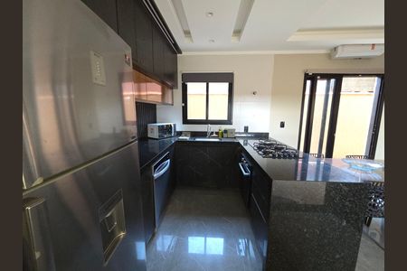 Casa para alugar com 116m², 3 quartos e 2 vagas Casa para alugar com 116m², 3 quartos e 2 vagasCozinha
