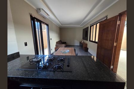 Casa para alugar com 116m², 3 quartos e 2 vagas Casa para alugar com 116m², 3 quartos e 2 vagasCozinha