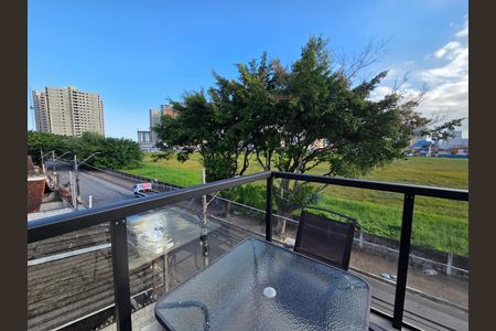 Casa para alugar com 116m², 3 quartos e 2 vagas Casa para alugar com 116m², 3 quartos e 2 vagasPiscina