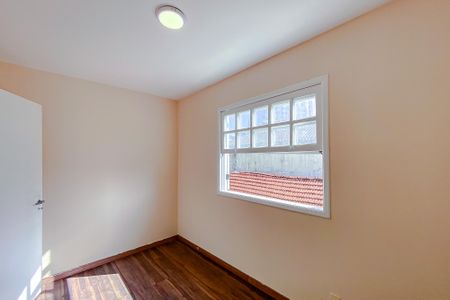 Casa à venda com 257m², 3 quartos e 2 vagasQuarto 2