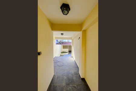 Casa à venda com 257m², 3 quartos e 2 vagasCorredor