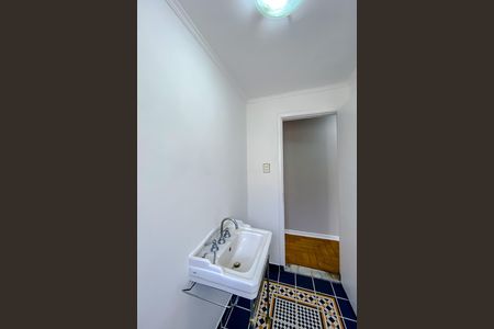 Casa à venda com 257m², 3 quartos e 2 vagasLavabo