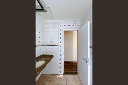 Casa à venda com 257m², 3 quartos e 2 vagasBanheiro
