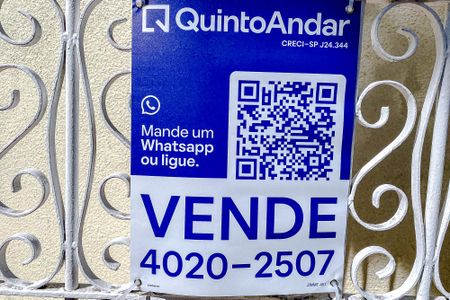 Casa à venda com 257m², 3 quartos e 2 vagasPlaquinha