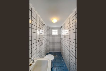 Casa à venda com 257m², 3 quartos e 2 vagasLavabo