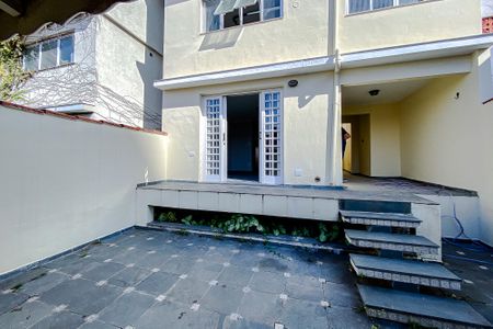 Casa à venda com 257m², 3 quartos e 2 vagasÁrea externa
