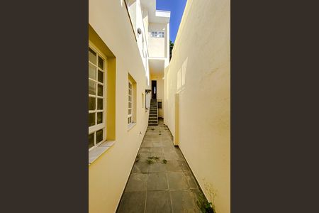 Casa à venda com 257m², 3 quartos e 2 vagasCorredor