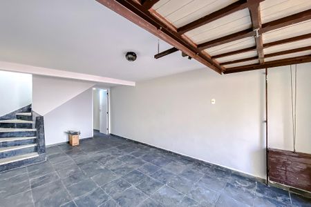 Casa à venda com 257m², 3 quartos e 2 vagasGaragem