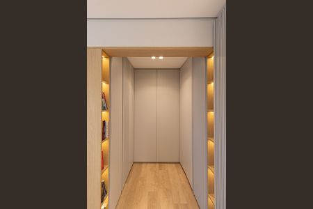 Apartamento para alugar com 89m², 2 quartos e 1 vagaCloset Suíte