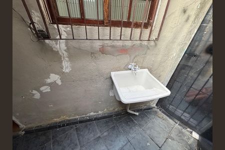 Casa à venda com 65m², 2 quartos e 2 vagas Casa à venda com 65m², 2 quartos e 2 vagasÁrea de serviço