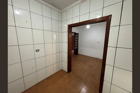 Casa à venda com 65m², 2 quartos e 2 vagas Casa à venda com 65m², 2 quartos e 2 vagasCozinha