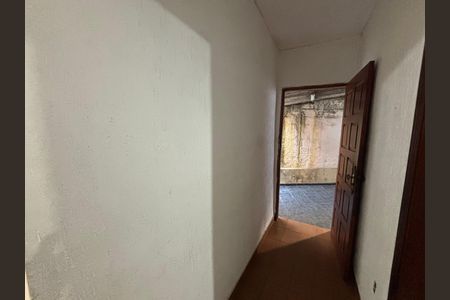 Corredor  de casa à venda com 2 quartos, 65m² em Parque Boturussu, São Paulo