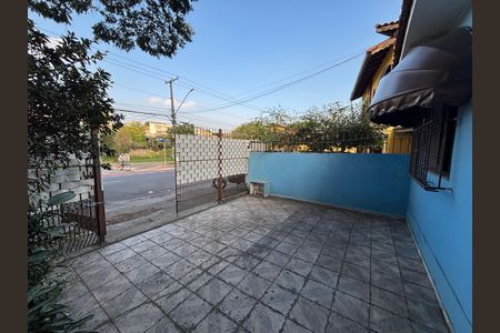 Casa à venda com 65m², 2 quartos e 2 vagas Casa à venda com 65m², 2 quartos e 2 vagasGaragem