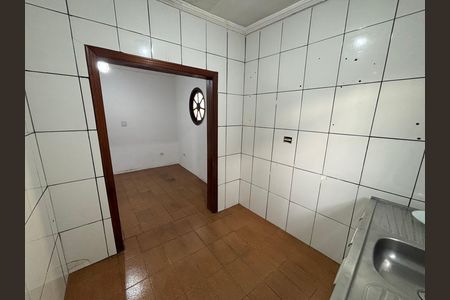 Casa à venda com 65m², 2 quartos e 2 vagas Casa à venda com 65m², 2 quartos e 2 vagasCozinha