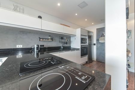 Cozinha de apartamento para alugar com 1 quarto, 39m² em Brooklin, São Paulo