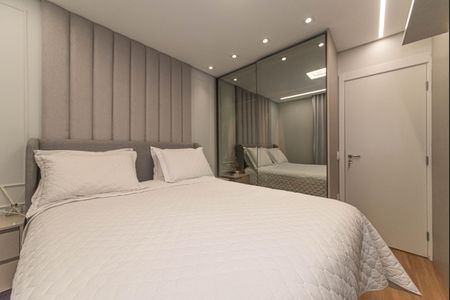 Apartamento à venda com 76m², 2 quartos e 1 vaga Apartamento à venda com 76m², 2 quartos e 1 vagaSuite 2