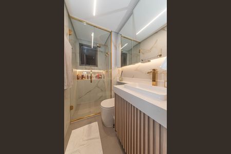 Apartamento à venda com 76m², 2 quartos e 1 vaga Apartamento à venda com 76m², 2 quartos e 1 vagaBanheiro da Suíte 1