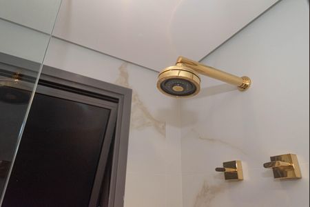 Apartamento à venda com 76m², 2 quartos e 1 vaga Apartamento à venda com 76m², 2 quartos e 1 vagaBanheiro da Suíte 1