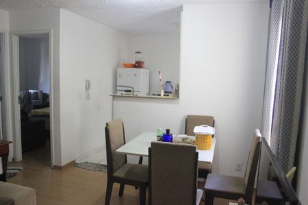 Sala de apartamento para alugar com 2 quartos, 44m² em Jardim Ansalca, Guarulhos