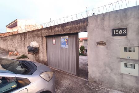 Casa para alugar com 70m², 2 quartos e 1 vaga Casa para alugar com 70m², 2 quartos e 1 vagaFachada