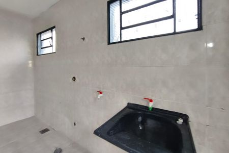 Casa para alugar com 70m², 2 quartos e 1 vaga Casa para alugar com 70m², 2 quartos e 1 vagaÁrea de Serviço