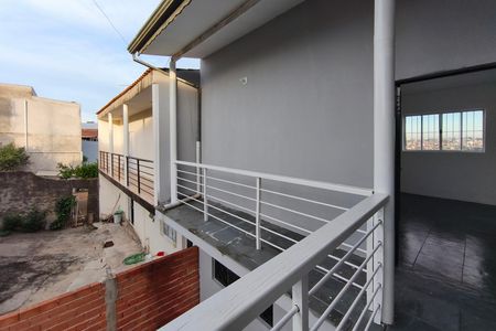 Casa para alugar com 70m², 2 quartos e 1 vaga Casa para alugar com 70m², 2 quartos e 1 vagaVaranda