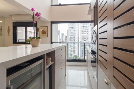 Apartamento à venda com 88m², 3 quartos e 2 vagas Apartamento à venda com 88m², 3 quartos e 2 vagasCozinha e área de serviço