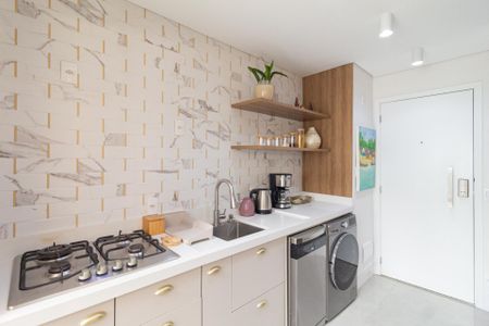 Apartamento à venda com 88m², 3 quartos e 2 vagas Apartamento à venda com 88m², 3 quartos e 2 vagasCozinha e área de serviço