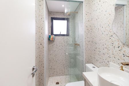 Apartamento à venda com 88m², 3 quartos e 2 vagas Apartamento à venda com 88m², 3 quartos e 2 vagasBanheiro da suíte