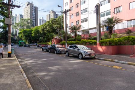Apartamento para alugar com 55m², 2 quartos e 1 vagaÁrea comum