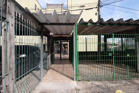 Apartamento para alugar com 56m², 2 quartos e 1 vagaFachada e portaria