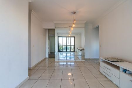 Sala de apartamento para alugar com 3 quartos, 72m² em Alphaville Industrial, Barueri