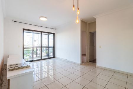 Sala de apartamento para alugar com 3 quartos, 72m² em Alphaville Industrial, Barueri