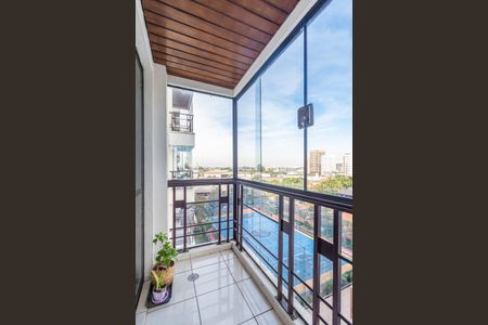 Sala de apartamento para alugar com 3 quartos, 72m² em Alphaville Industrial, Barueri
