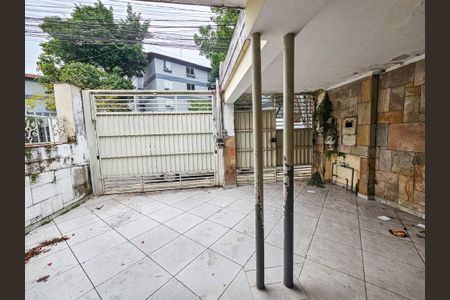 Casa à venda com 375m², 3 quartos e 2 vagasGaragem