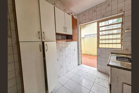 Casa à venda com 375m², 3 quartos e 2 vagasCozinha
