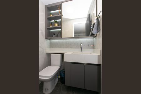 Apartamento à venda com 97m², 2 quartos e 2 vagas Apartamento à venda com 97m², 2 quartos e 2 vagasLavabo