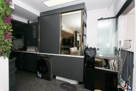 Apartamento à venda com 97m², 2 quartos e 2 vagas Apartamento à venda com 97m², 2 quartos e 2 vagasÁrea de Serviço