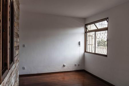Sala de apartamento para alugar com 1 quarto, 71m² em Padre Eustáquio, Belo Horizonte