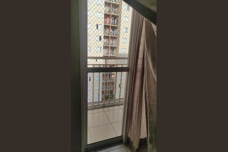 Sala de apartamento para alugar com 2 quartos, 60m² em Jardim do Estádio, Santo André