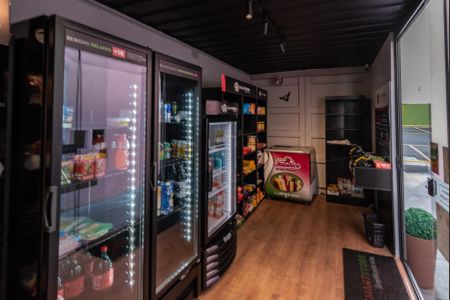 Apartamento à venda com 54m², 2 quartos e 1 vaga Apartamento à venda com 54m², 2 quartos e 1 vagaMinimercado