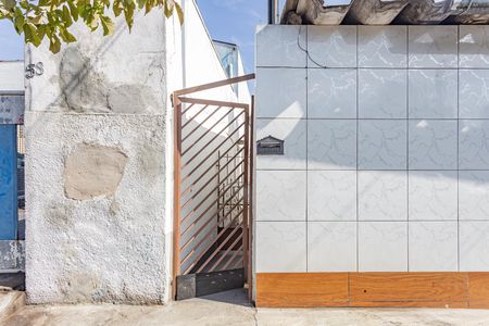 Casa para alugar com 45m², 2 quartos e sem vaga Casa para alugar com 45m², 2 quartos e sem vagaFachada