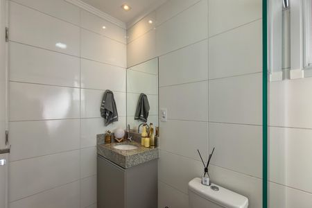 Apartamento para alugar com 67m², 2 quartos e 1 vaga Apartamento para alugar com 67m², 2 quartos e 1 vagaBanheiro da Suíte