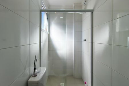Apartamento para alugar com 67m², 2 quartos e 1 vaga Apartamento para alugar com 67m², 2 quartos e 1 vagaBanheiro da Suíte