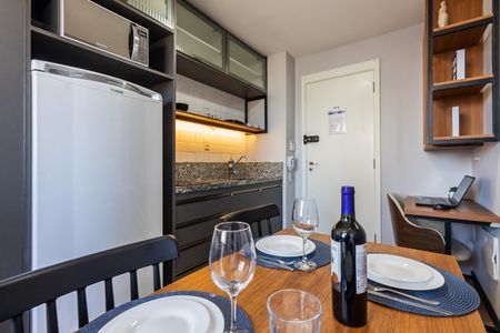 Apartamento à venda com 35m², 2 quartos e sem vaga Apartamento à venda com 35m², 2 quartos e sem vagaSala