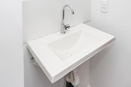 Apartamento à venda com 39m², 2 quartos e sem vaga Apartamento à venda com 39m², 2 quartos e sem vagaBanheiro